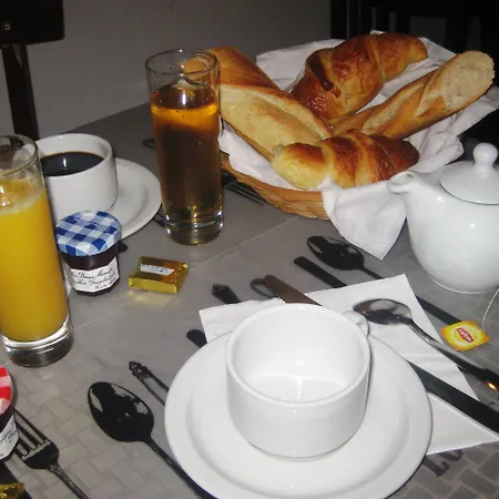 Hotel Du Pont Neuf Paris